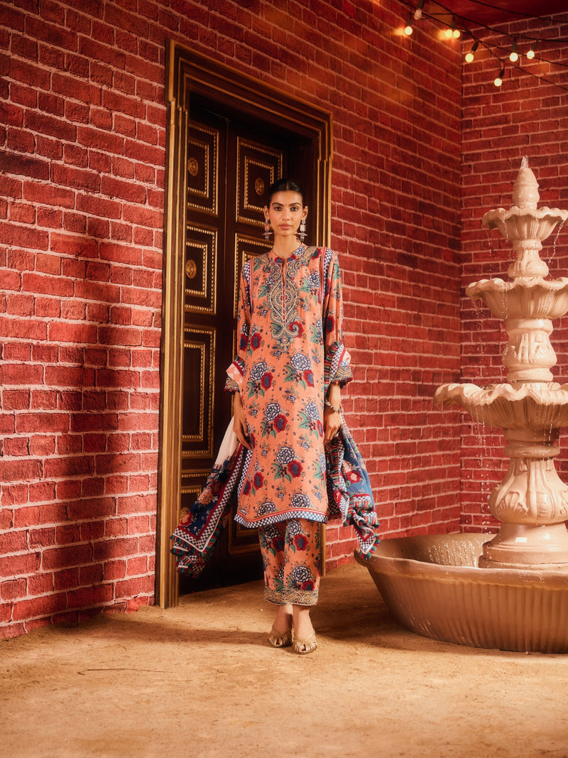 INAYA STRAIGHT LONG KURTA WITH PANT AND DUPATTA (SET OF 3)