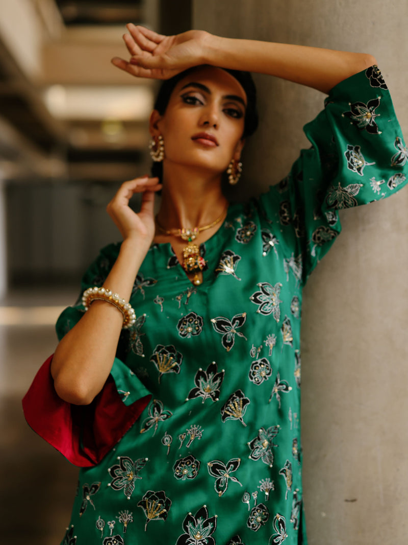 EMERLAND GREEN  SHORT KURTA WITH PANT AND DUPATTA  - SET OF 3