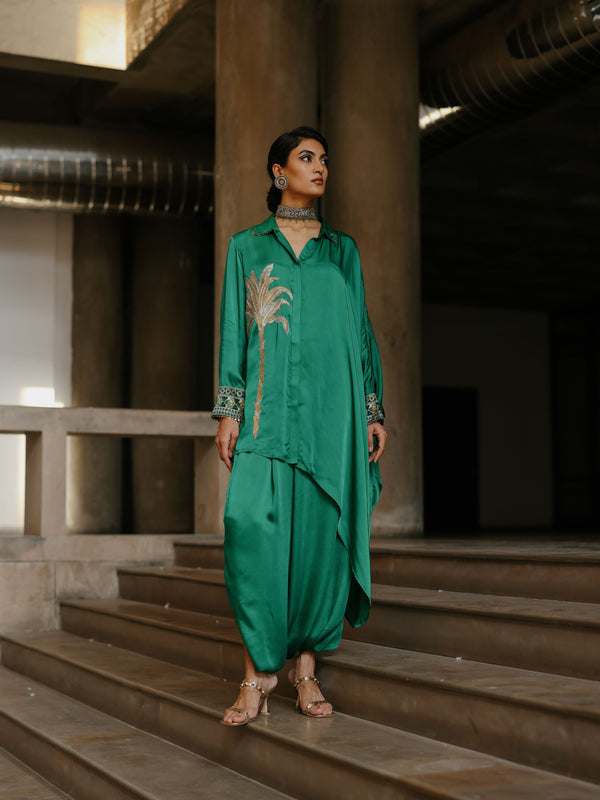 EMERALD GREEN COLLARED DRAPE ASYMMETRICAL SHIRT WITH COWL SALWAR  - SET OF 3