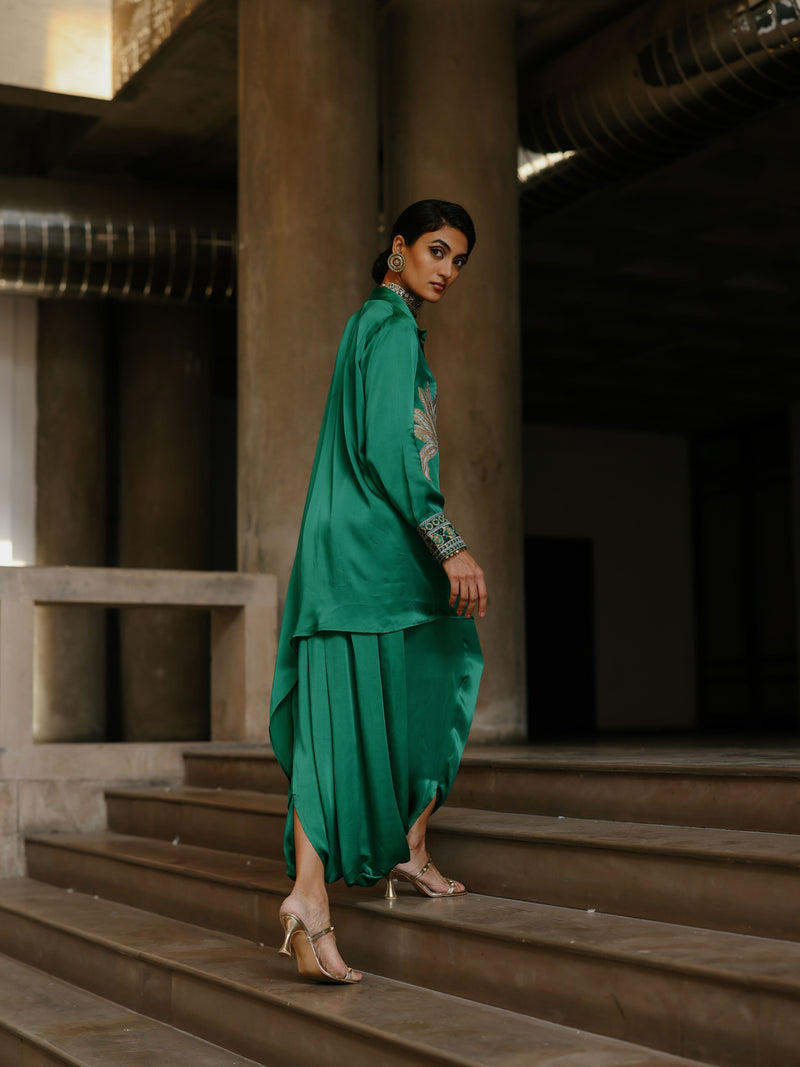 EMERALD GREEN COLLARED DRAPE ASYMMETRICAL SHIRT WITH COWL SALWAR  - SET OF 3