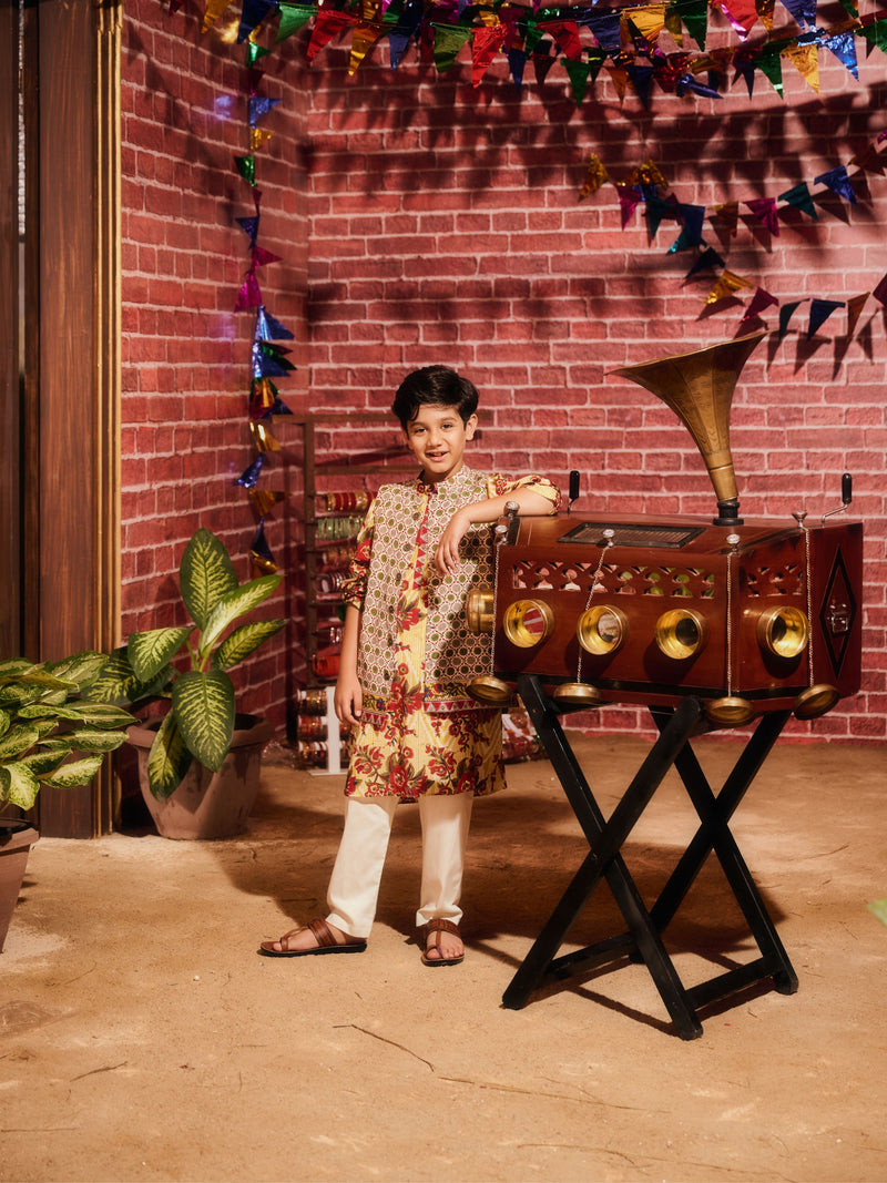 LAAL PHOOL BOYS KURTA SET WITH BANDI