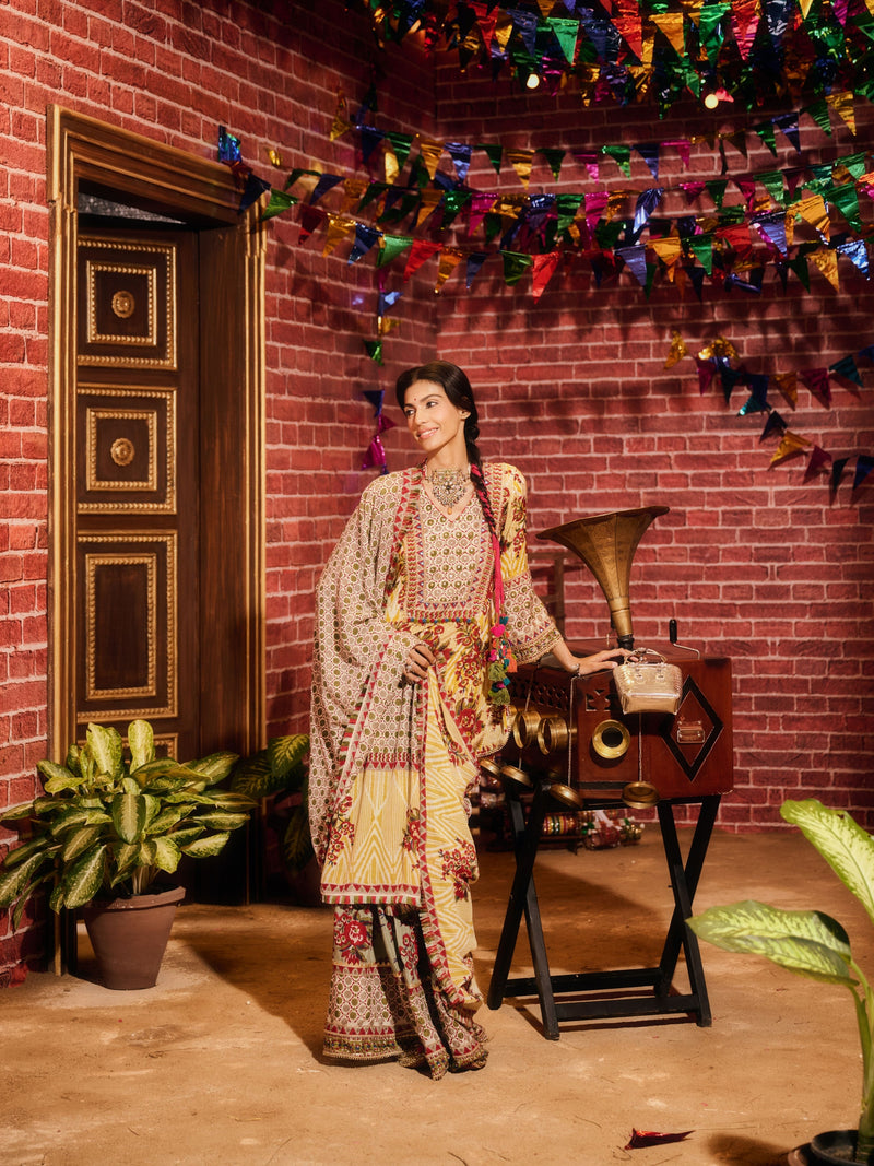 LAAL PHOOL SHORT ROUNDED GHERA KURTA WITH GHARARA AND DUPATTA (SET OF 3)