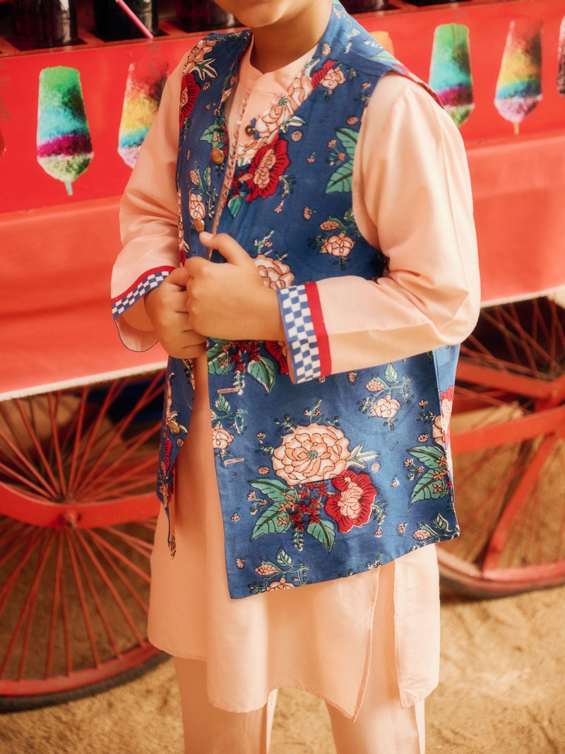 PEACH BOYS KURTA WITH INAAYA BANDI