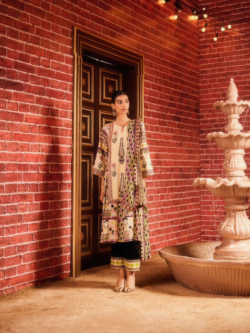 RANGREZ  LONG YOKE KALIDAAR KURTA WITH PANT AND DUPATTA (SET OF 3)