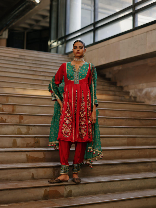RUBY PINK SHORT KALIDAAR KURTA WITH EMERLAD GREEN SALWAR AND DUPATTA  - SET OF 3