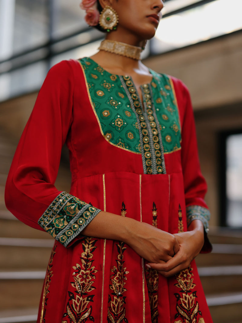 RUBY PINK SHORT KALIDAAR KURTA WITH EMERLAD GREEN SALWAR AND DUPATTA  - SET OF 3