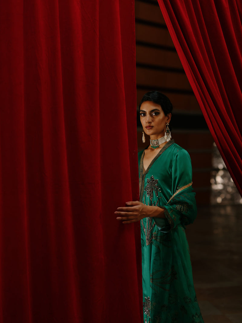 EMERALD GREEN FRONT OPEN ASYMMETRICAL KURTA WITH PANT AND DUPATTA  - SET OF 3