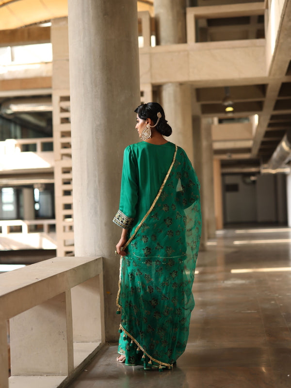 EMERLAD GREEN SHORT KURTA WITH GHARARA AND DUPATTA - SET OF 3
