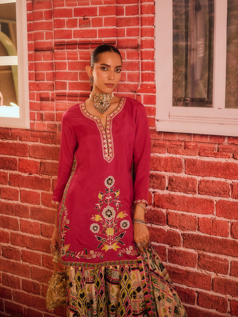 RANGREZ FUCHSIA PINK STRAIGHT SHORT KURTA WITH GHARARA AND DUPATTA (SET OF 3)