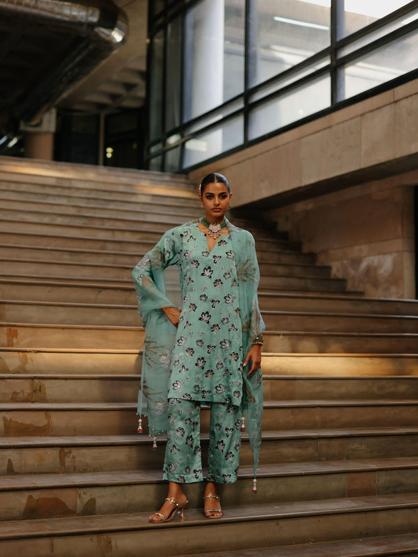 DUSTY BLUE SHORT KURTA WITH PANT AND DUPATTA  - SET OF 3