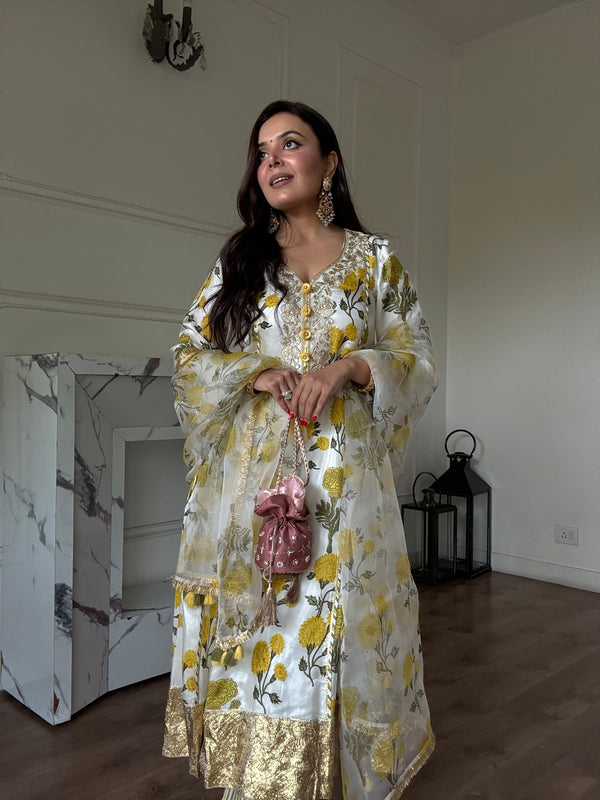 YELLOW GENDA PHOOL KALIDAAR KURTA WITH PANT AND DUPATTA (SET OF 3)