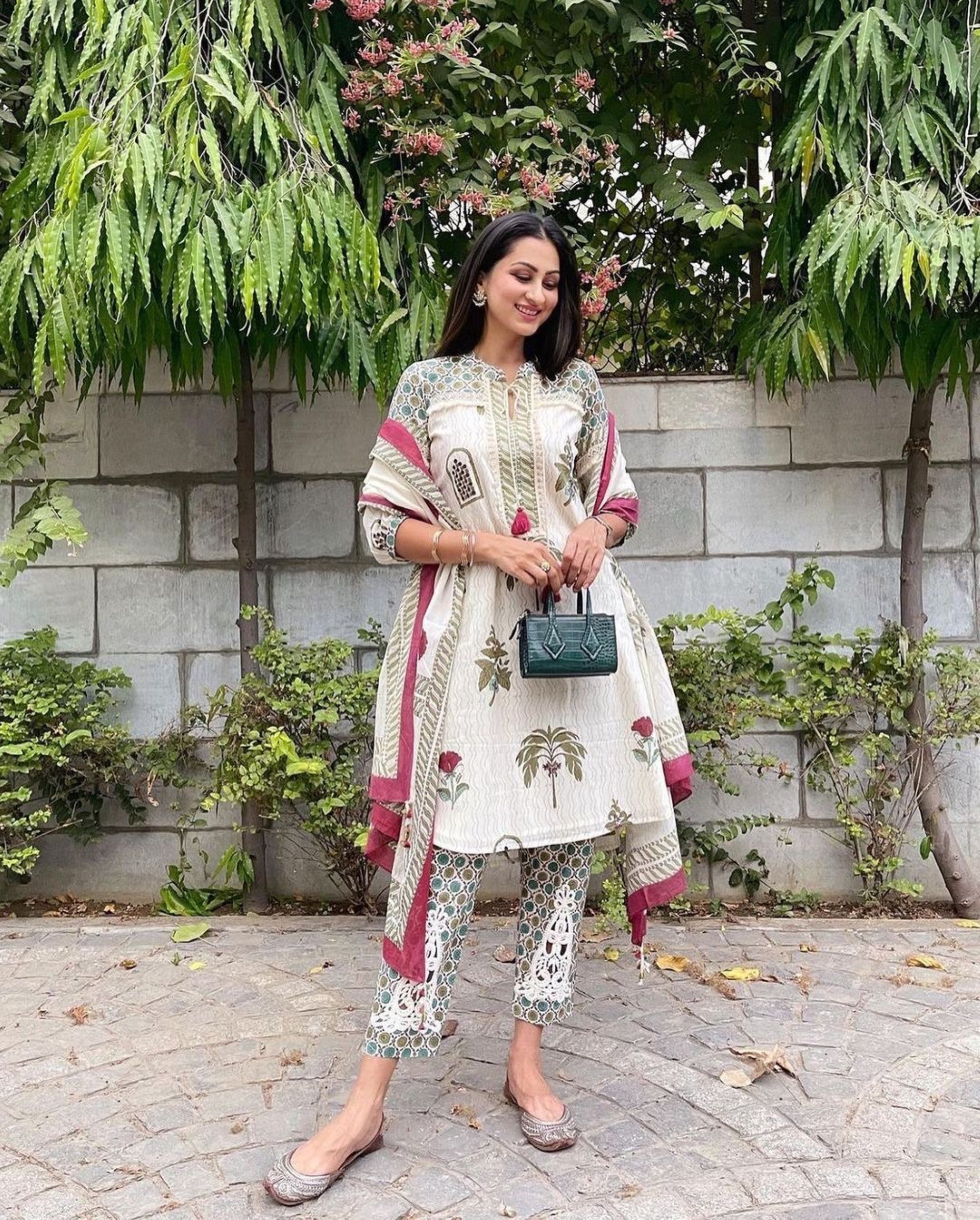 Mehraab Front TIe-up Kurta With Rounded Ghera With Pant & Dupatta- Set ...