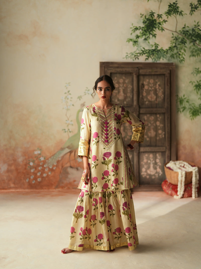 RANI PINK GENDA PHOOL SHORT KALIDAAR KURTA WITH GHARARA AND DUPATTA (SET OF 3)