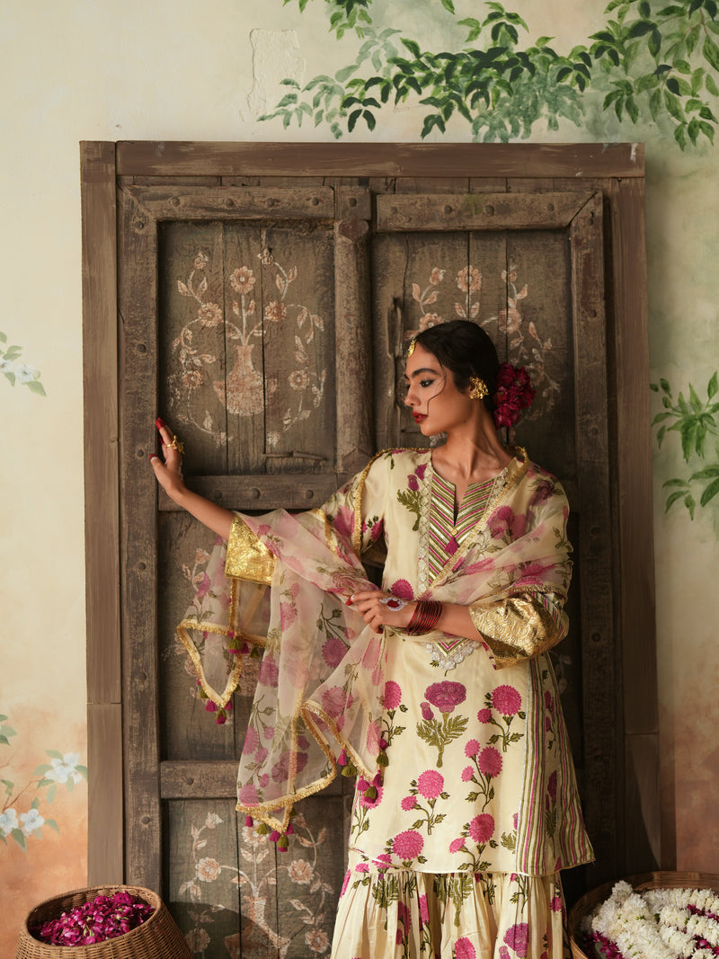 RANI PINK GENDA PHOOL SHORT KALIDAAR KURTA WITH GHARARA AND DUPATTA (SET OF 3)