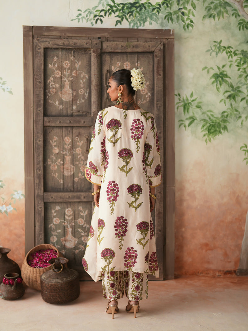 MAROON GULBOOTA V-NECK BOX PLEATED KURTA WITH PANT AND DUPATTA (SET OF 3)
