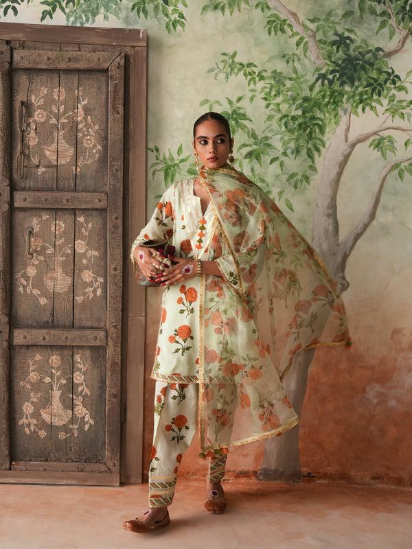 ORANGE GENDA PHOOL V-NECK SHORT KURTA WITH SALWAR AND DUPATTA (SET OF 3)