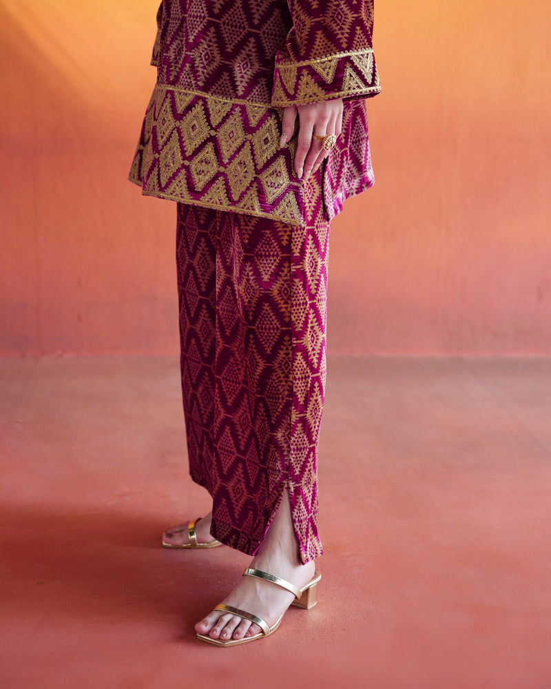 Fuschia pink velvet straight short kurta with pant- Set of 2