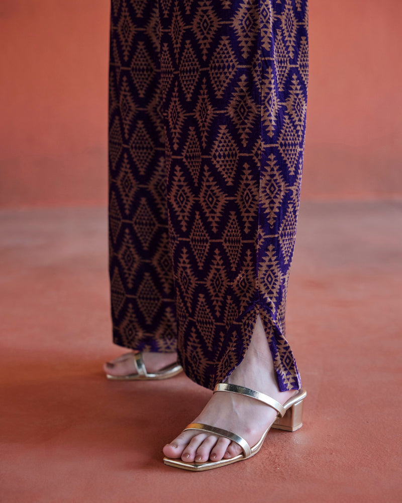 Purple velvet straight short kurta with pant- Set of 2