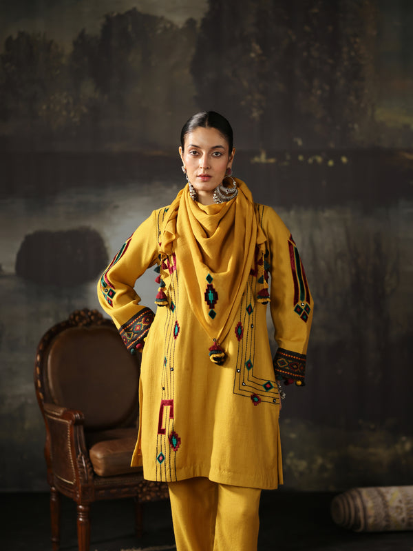 Yellow Pashmina Short Kurta with Pant and Scarf- Set of 3