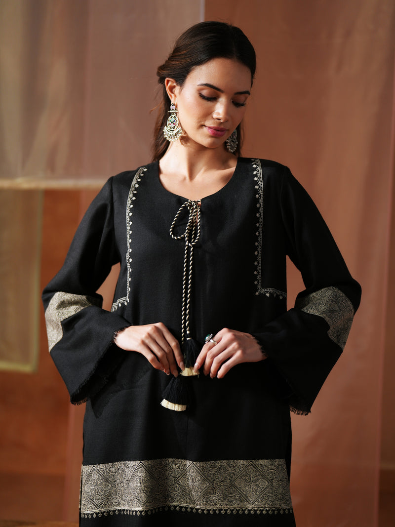 BLACK AND OFFWHITE FRONT TIE-UP SHORT KURTA WITH SALWAR AND STOLE