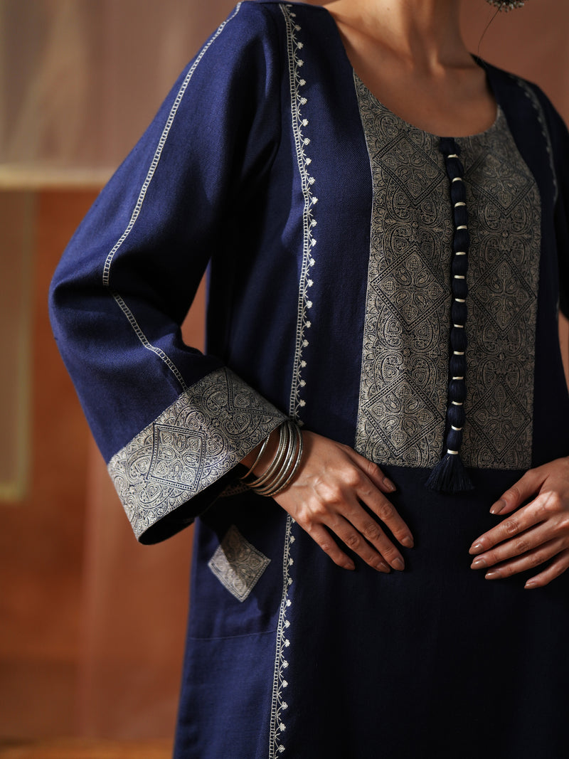 NAVY BLUE AND OFFWHITE PASHMINA STRAIGHT KURTA WITH POCKET,PANT AND STOLE