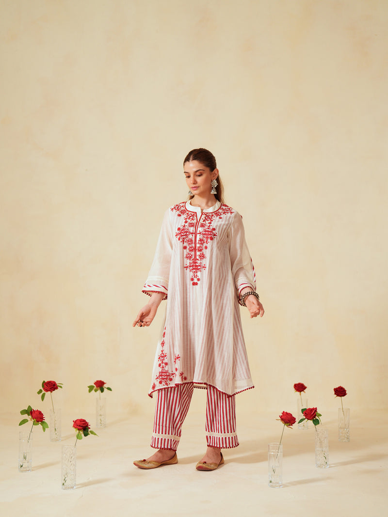 RED AND OFF-WHITE EASY FIT BOX-PLEATED KURTA WITH PANT