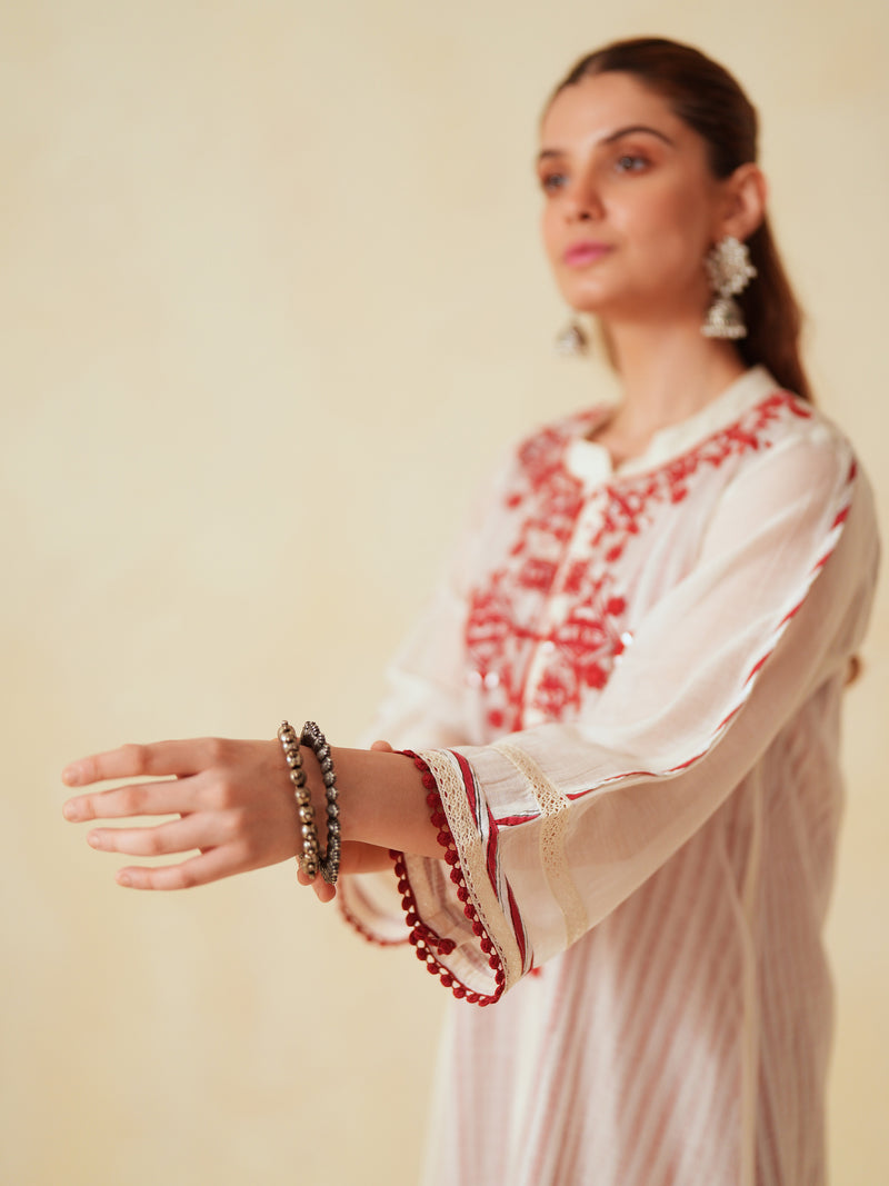RED AND OFF-WHITE EASY FIT BOX-PLEATED KURTA WITH PANT
