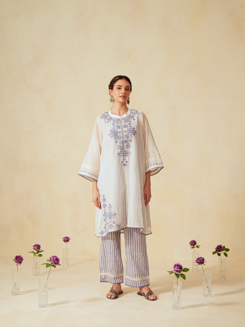 LAVENDER AND OFF-WHITE EASY FIT BOX-PLEATED KURTA WITH PANT