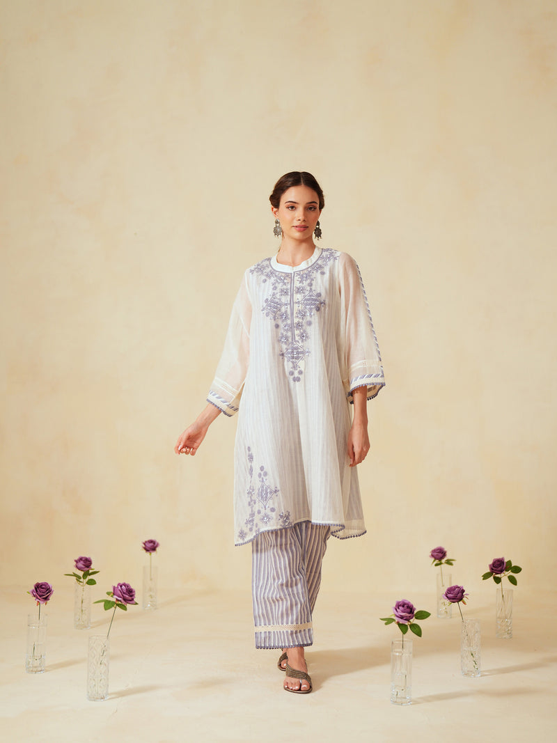 LAVENDER AND OFF-WHITE EASY FIT BOX-PLEATED KURTA WITH PANT