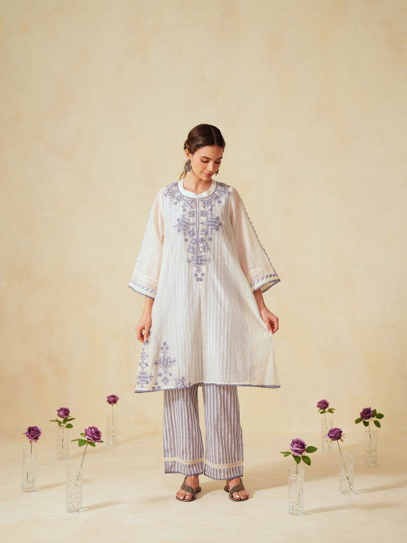 LAVENDER AND OFF-WHITE EASY FIT BOX-PLEATED KURTA WITH PANT