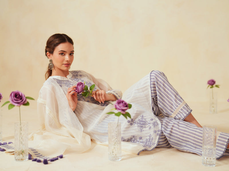 LAVENDER AND OFF-WHITE EASY FIT BOX-PLEATED KURTA WITH PANT