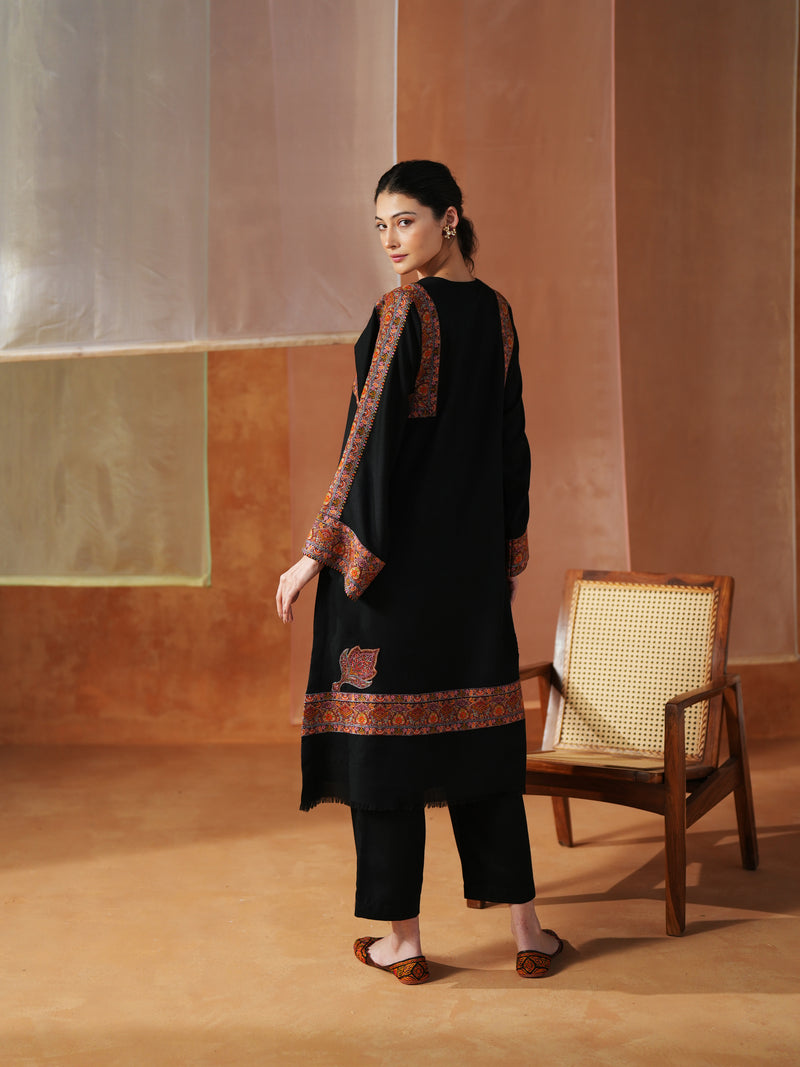 BLACK PASHMINA STRAIGHT KURTA WITH PANT AND STOLE