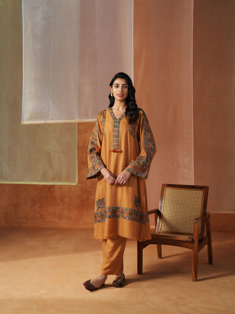 MUSTARD PASHMINA STRAIGHT KURTA WITH PANT AND STOLE