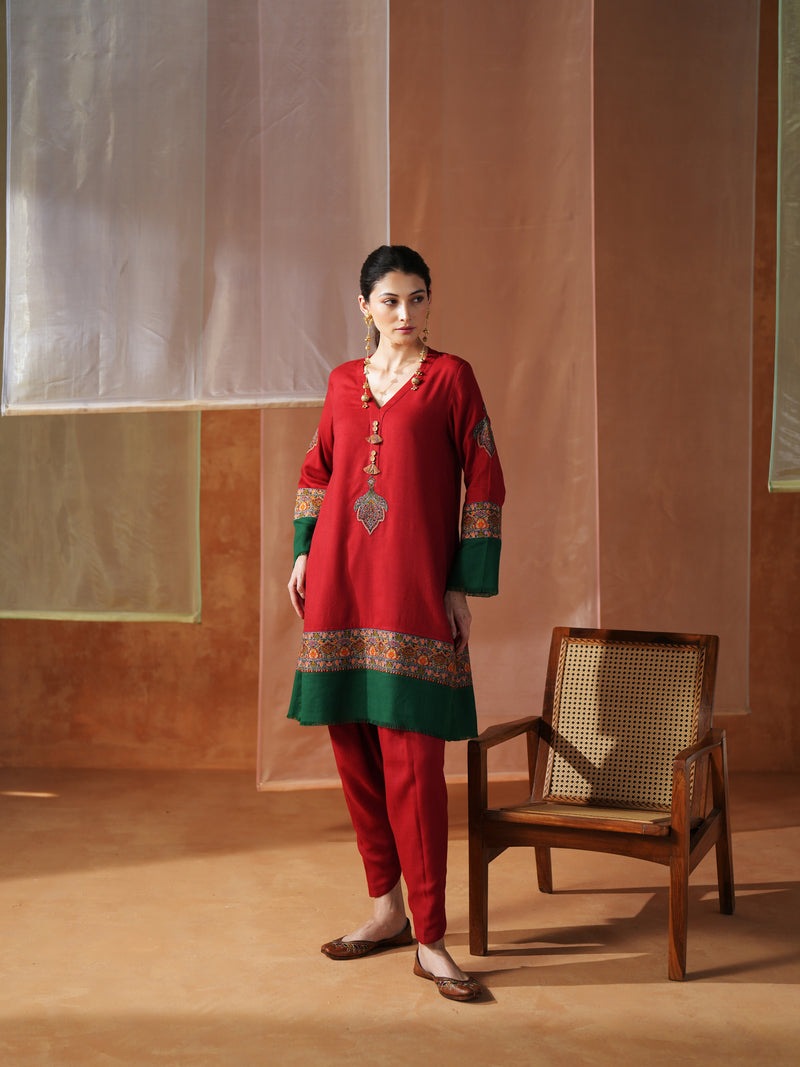 RED AND GREEN PASHMINA SHORT KURTA WITH SALWAR AND STOLE