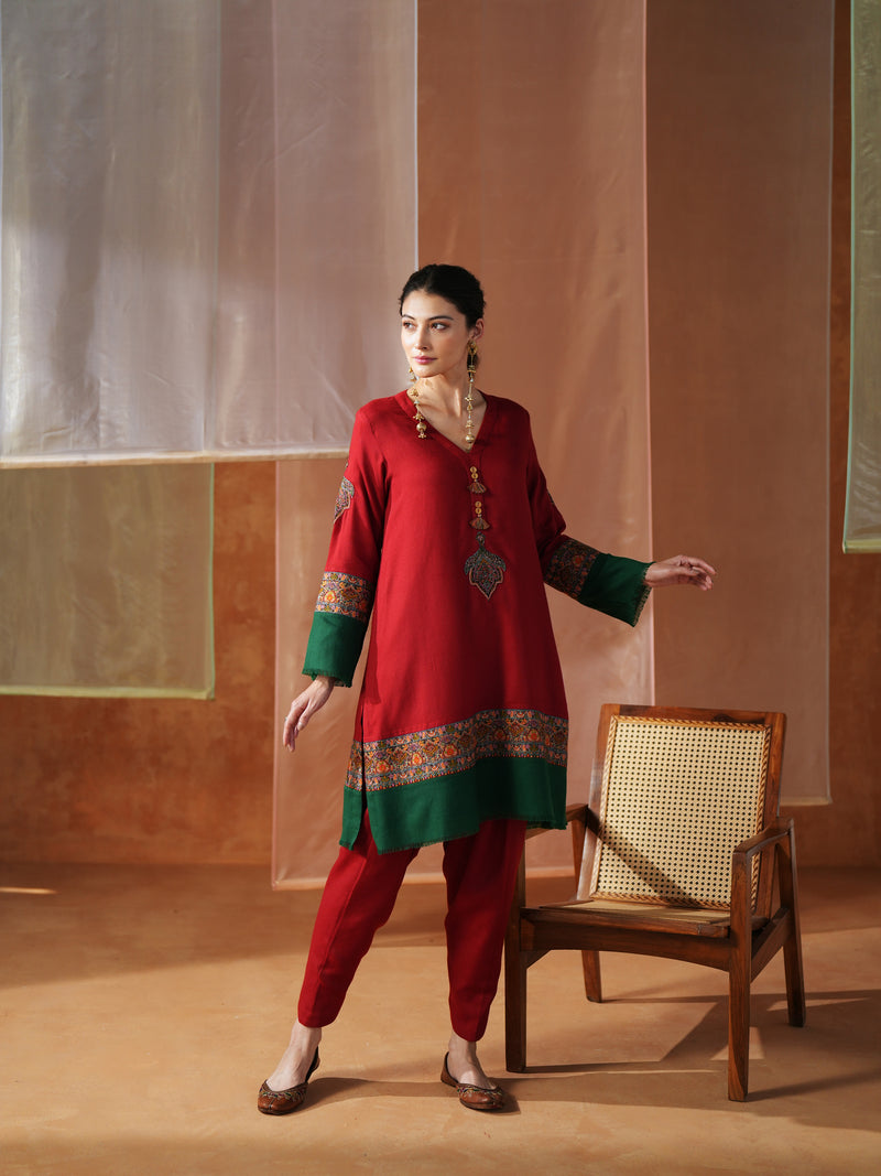 RED AND GREEN PASHMINA SHORT KURTA WITH SALWAR AND STOLE
