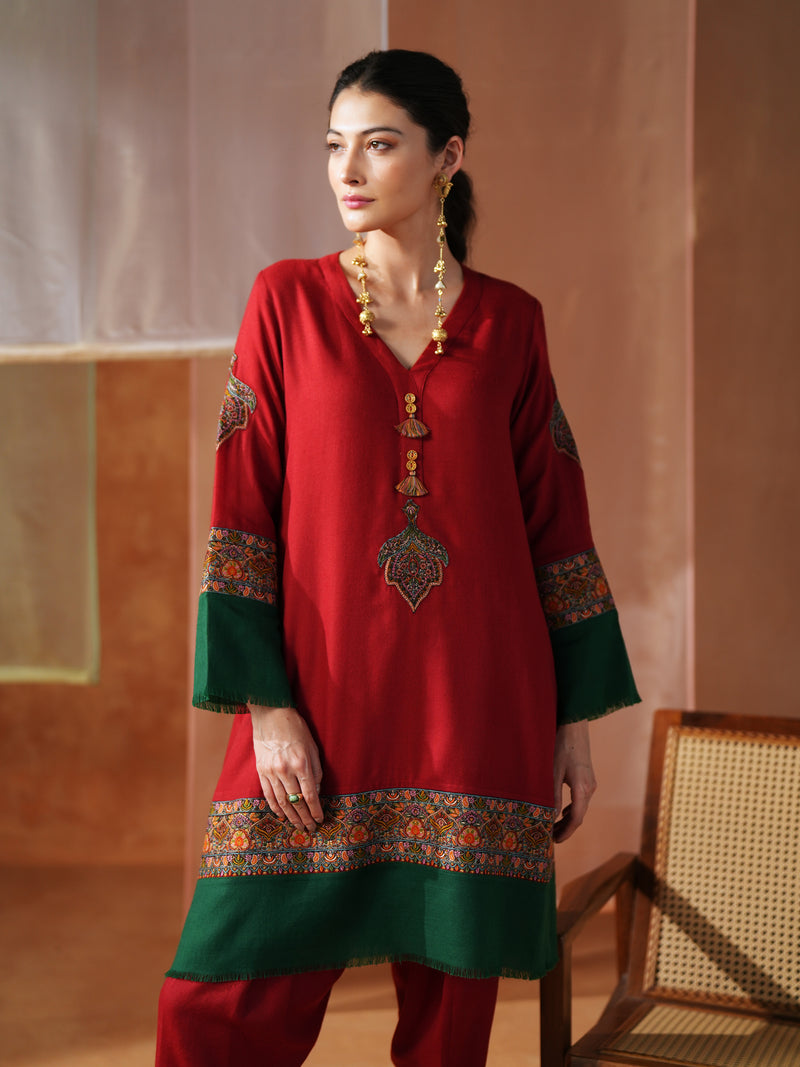 RED AND GREEN PASHMINA SHORT KURTA WITH SALWAR AND STOLE