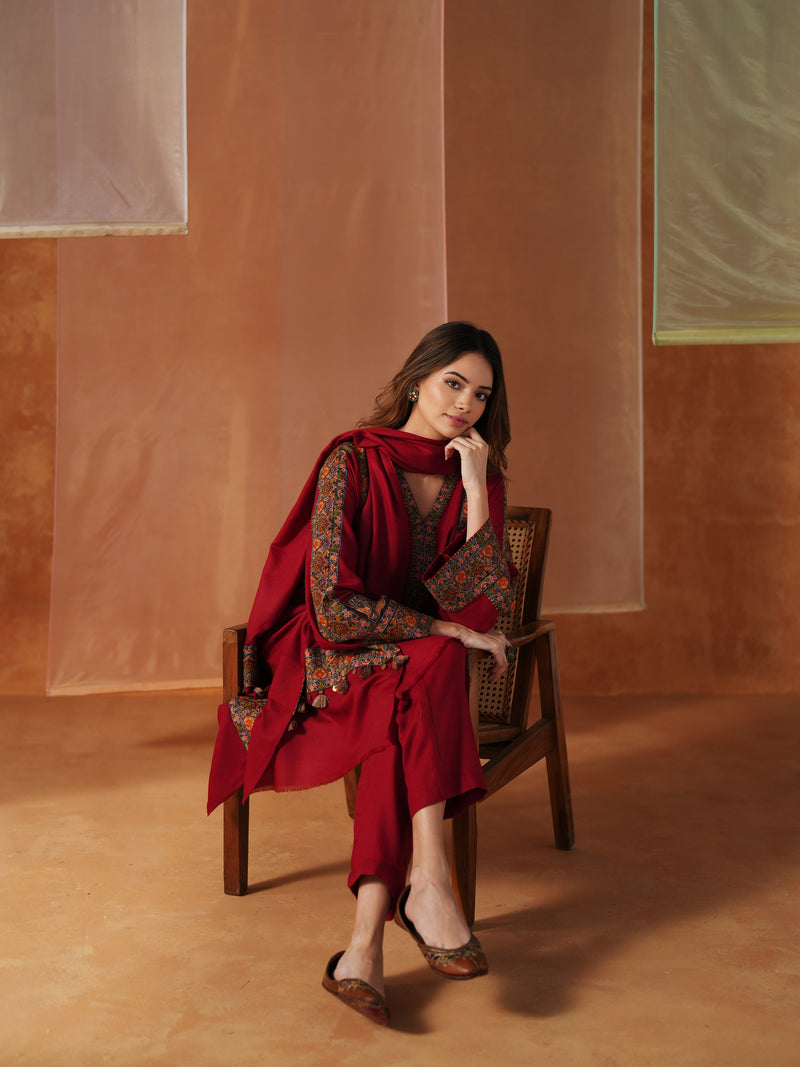 RED PASHMINA STRAIGHT KURTA WITH PANT AND STOLE