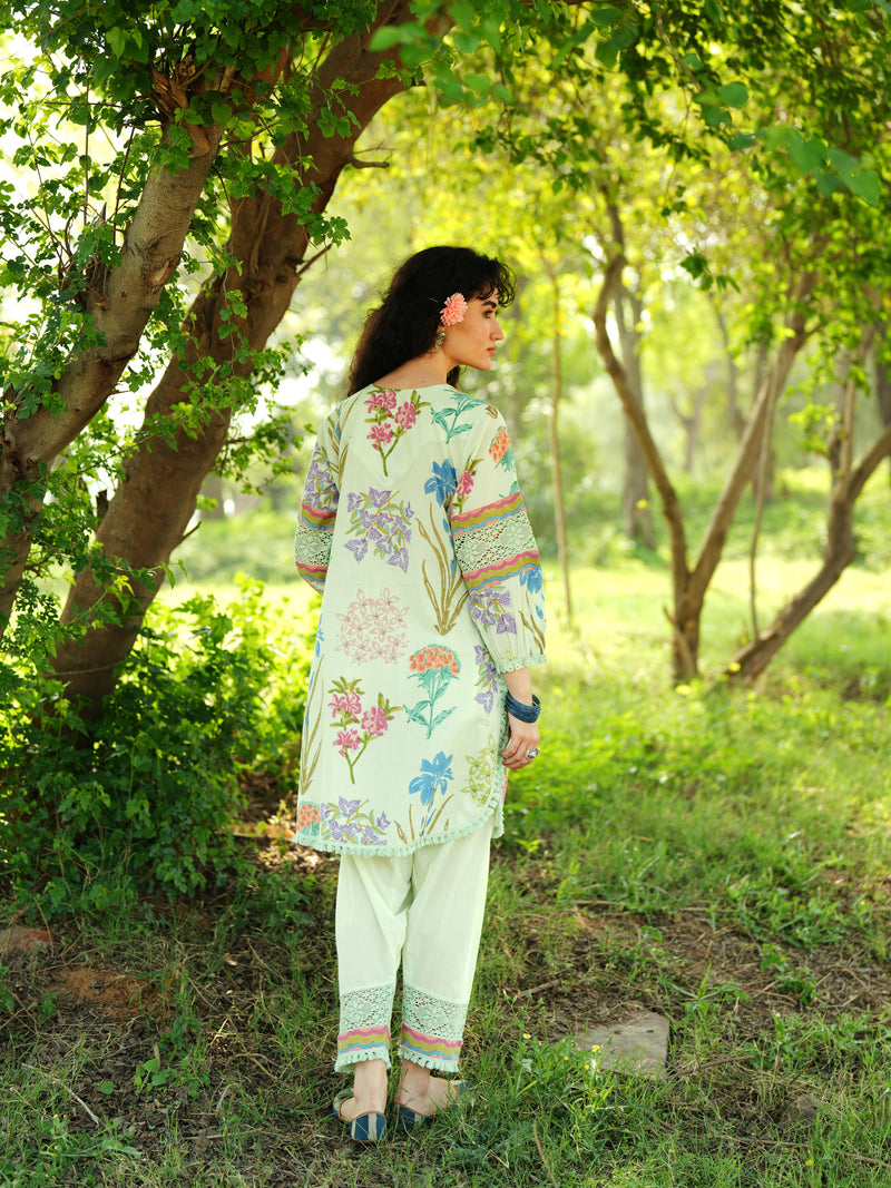 PHOOL BAGH SHORT KURTA WITH SALWAR AND STOLE- SET OF 3