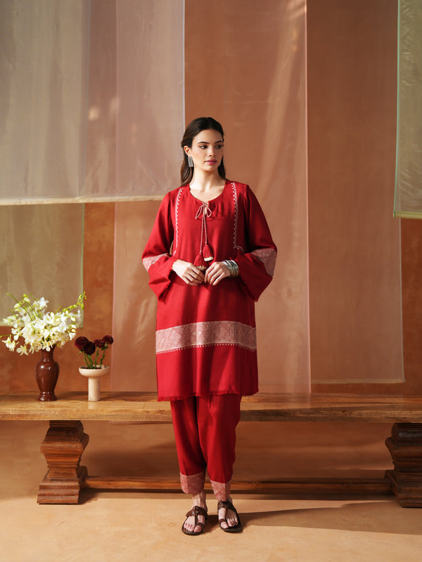 RED AND WHITE FRONT TIE-UP SHORT KURTA WITH SALWAR AND STOLE