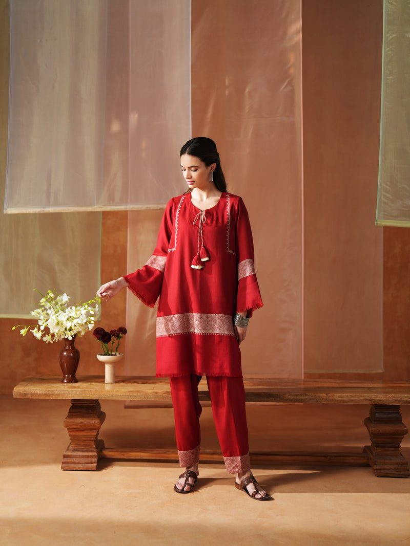 RED AND WHITE FRONT TIE-UP SHORT KURTA WITH SALWAR AND STOLE