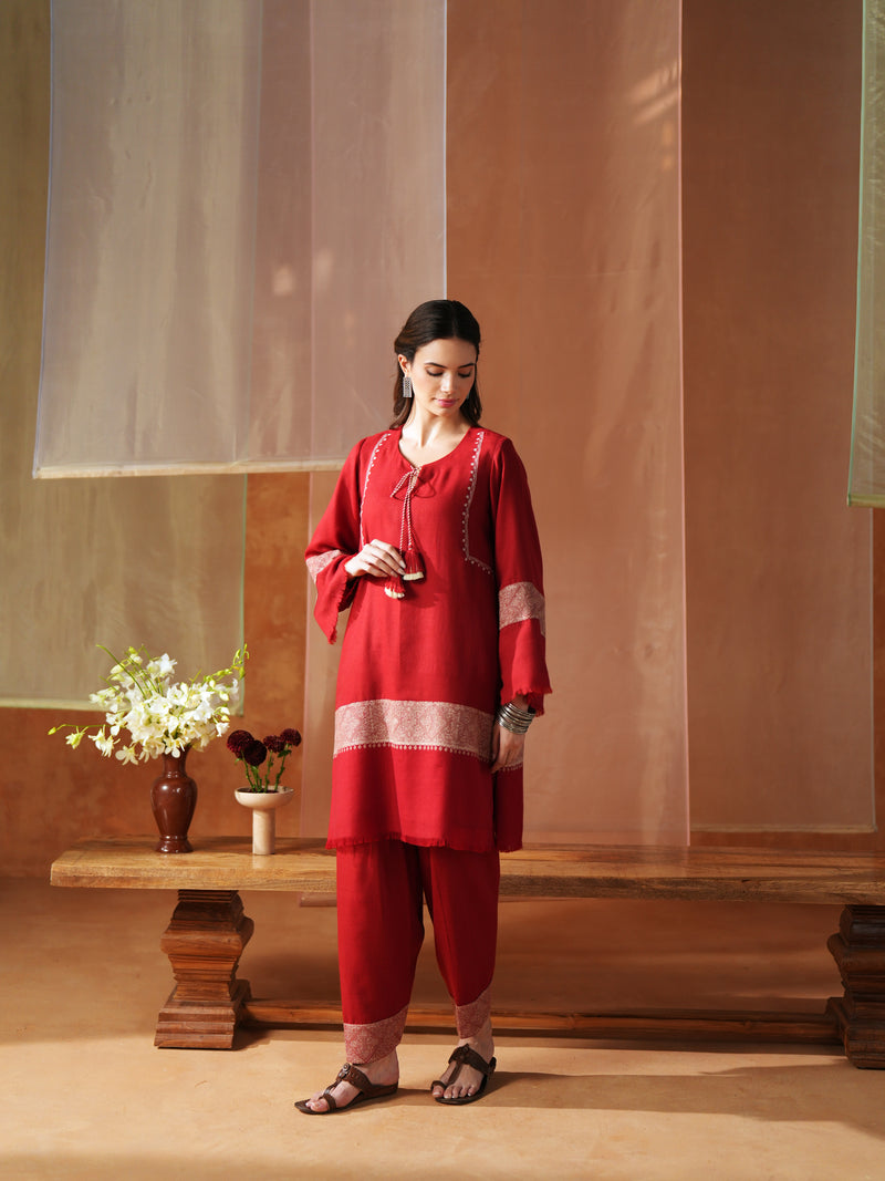 RED AND WHITE FRONT TIE-UP SHORT KURTA WITH SALWAR AND STOLE