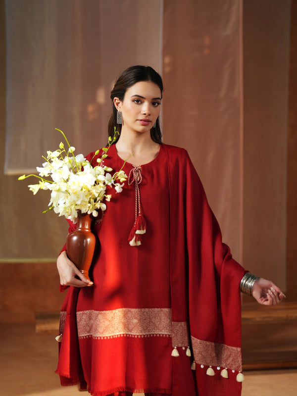 RED AND WHITE FRONT TIE-UP SHORT KURTA WITH SALWAR AND STOLE