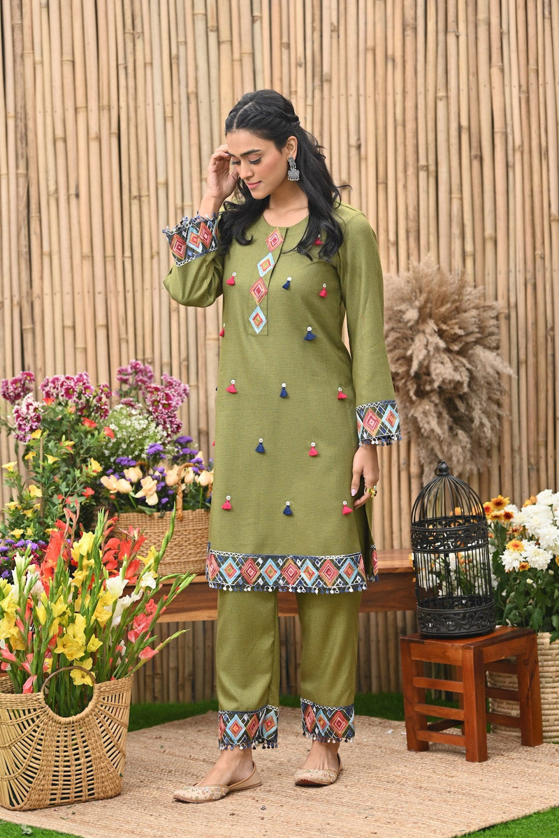 Olive Green Twill kurta with Pant -set of 2
