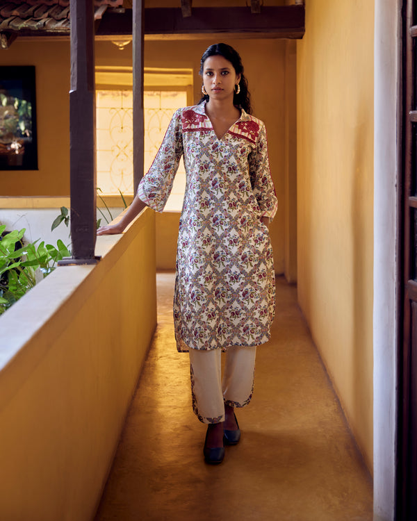 Gulaab Collared Kurta with Rounded Ghera and Pant- Set of 2